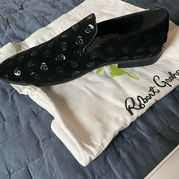 ROBERT GRAHAM Delphi Venetian Embossed Skull Leather Black Loafer - Picture 8 of 8